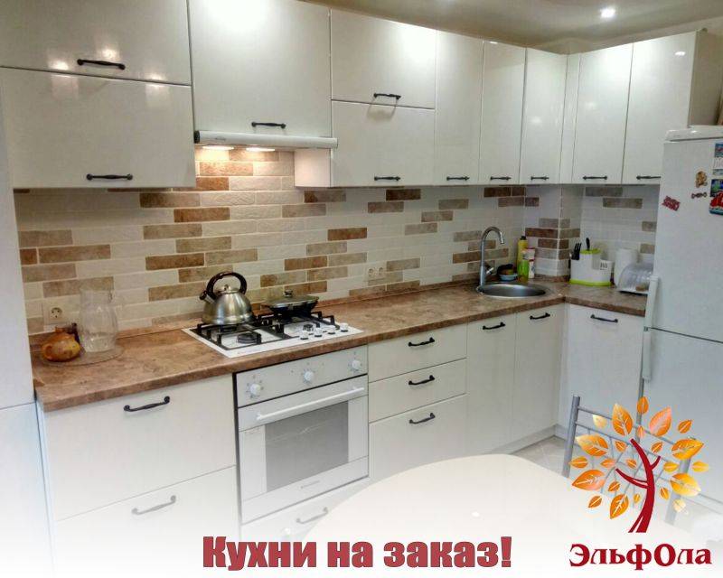 угловая кухня на заказ в Волжском